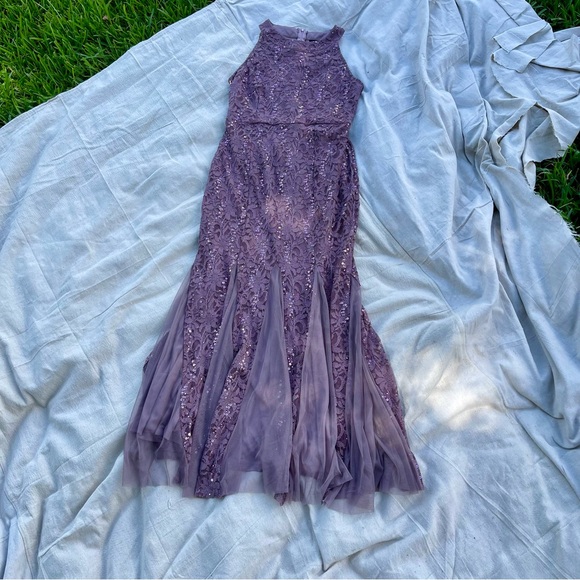 Formal Dress - Picture 1 of 5